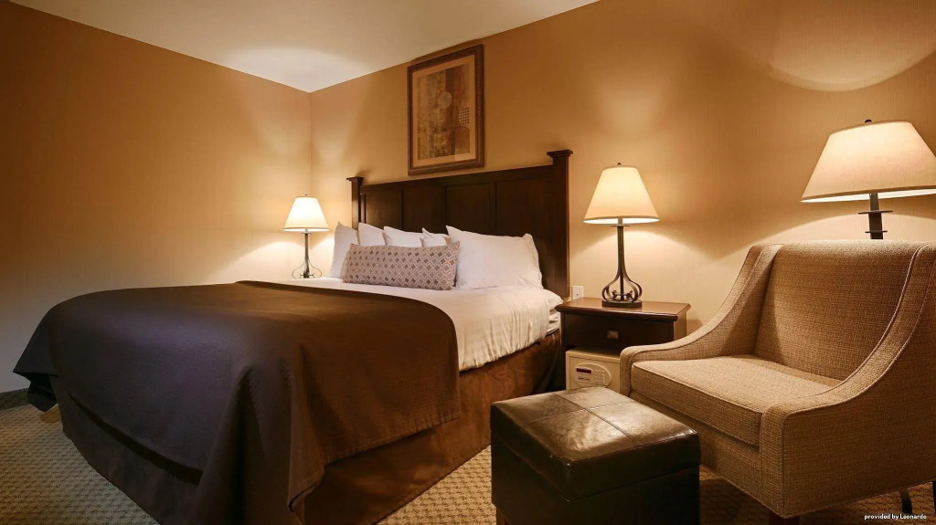 Best Western Plus Frontier Inn
