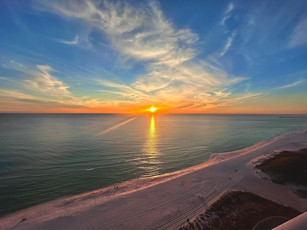 Emerald Beach 1736