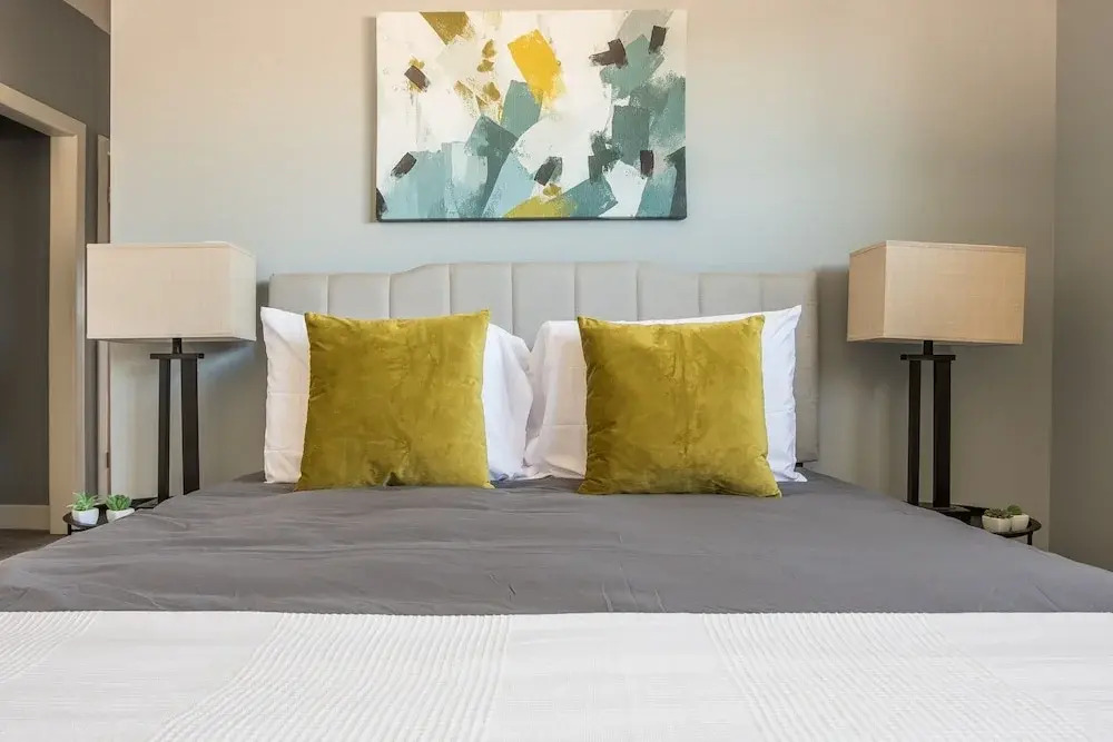 FRONTDESK NuLu Apts Louisville