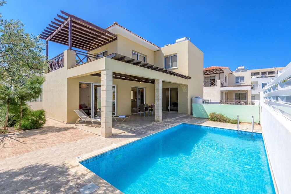 Konnos Beach Villa 3