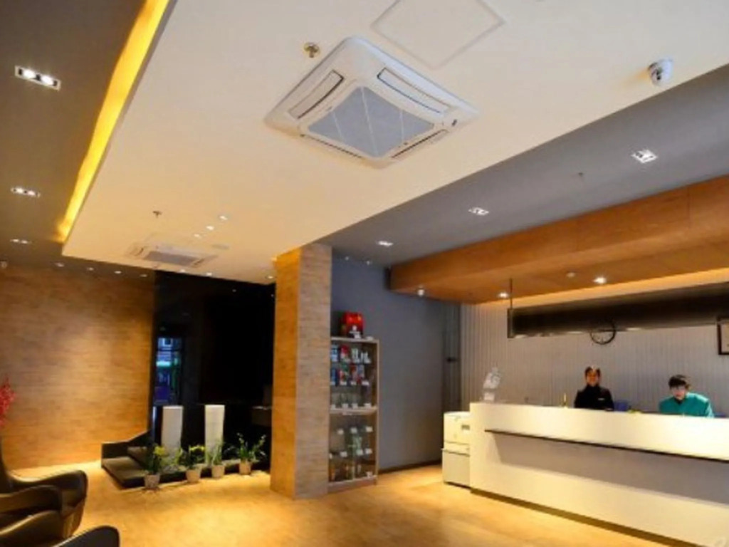 Jinjiang Inn Wuhan Zhonghua Road HuangheLou Branch