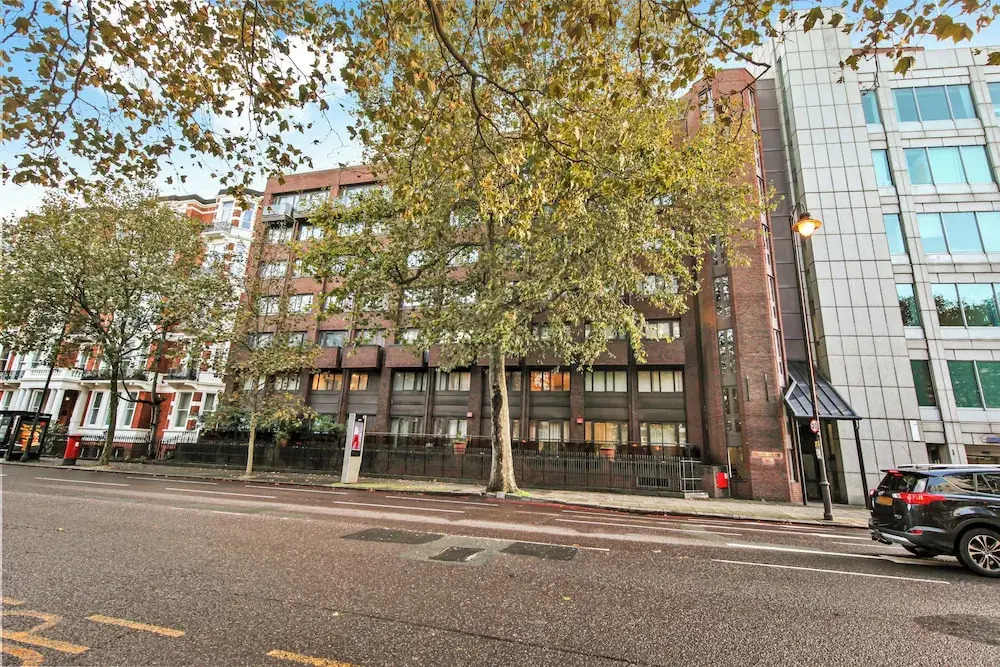 Savoy Court
