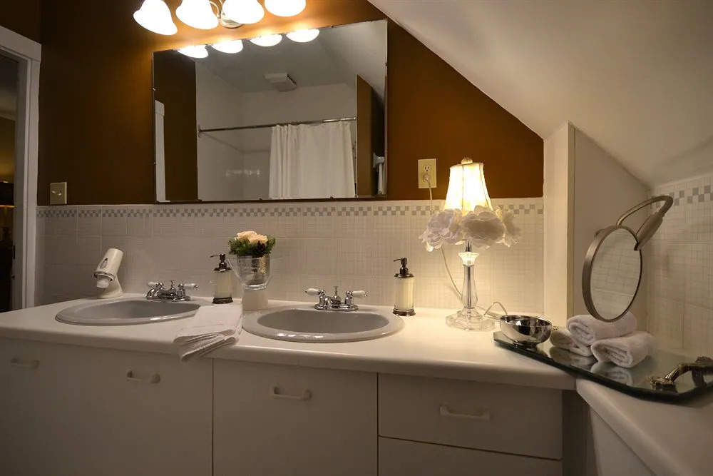 Briarwood Bed & Breakfast