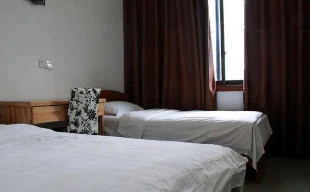 Leshan Sunshine Inn