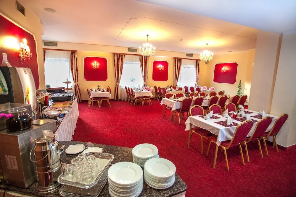 Hotel Savoy