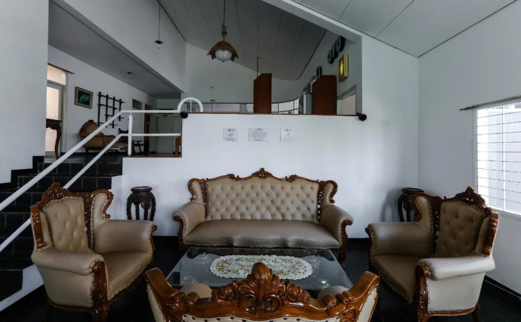 Cisitu Valley Villa By OYO Rooms