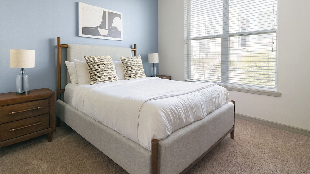 Landing Furnished Apartments Houston - Central Business District