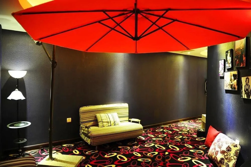 Zhumadian Yuechao Vogue Hotel