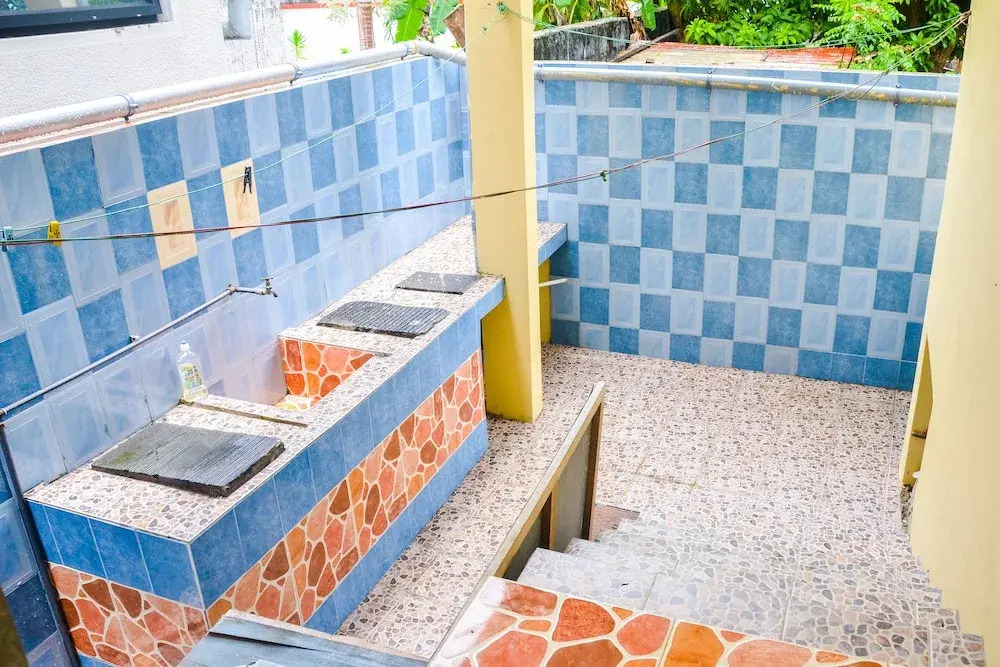Charming 2-bed House in Chemin Grenier