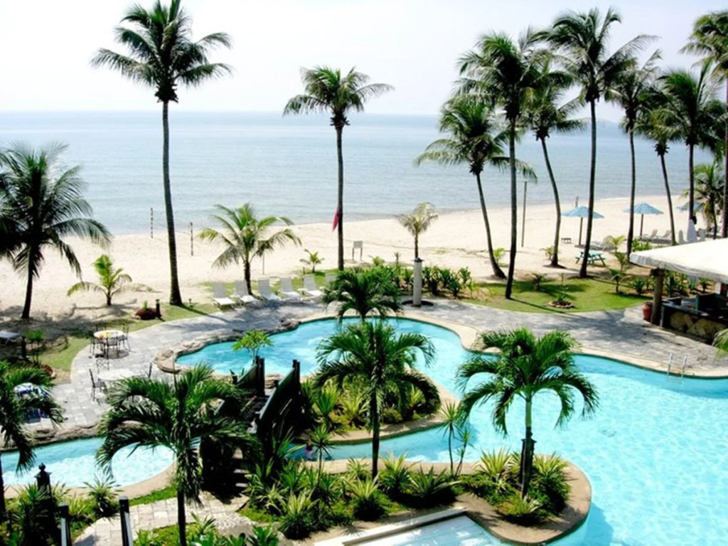 Primula Beach Hotel