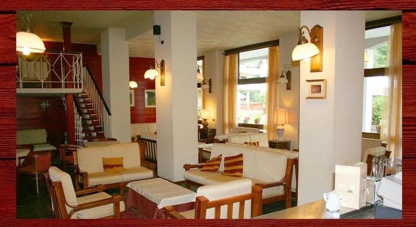 Hotel Urri