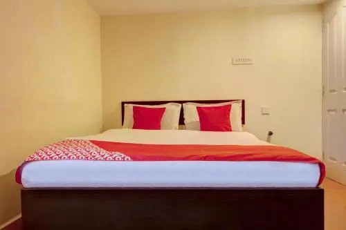 OYO 8853 Kodai Hi Residency