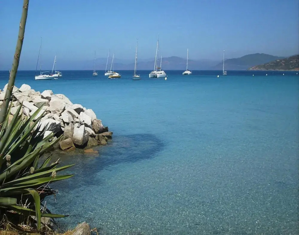 Apartment in Ile Rousse Near Bodri Beach