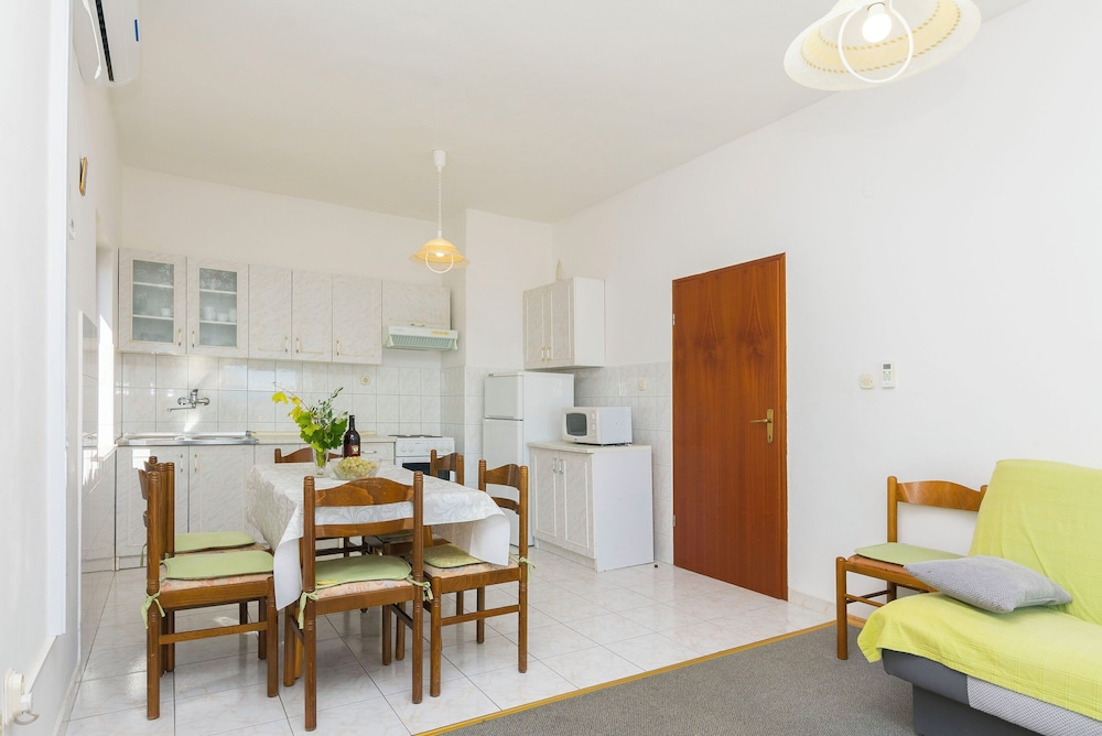 Apartment Lele