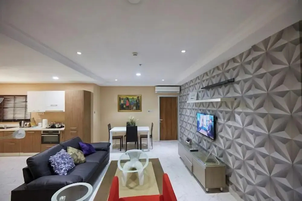 La Grandees Suites and Apartment