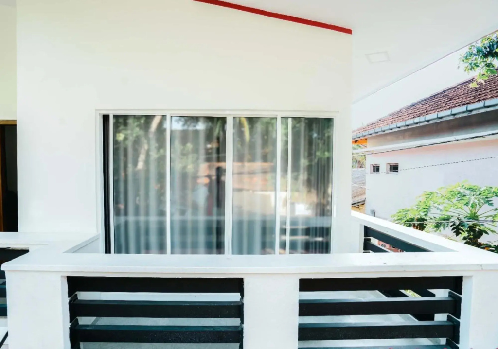 Sri Construction Circuit Bungalow