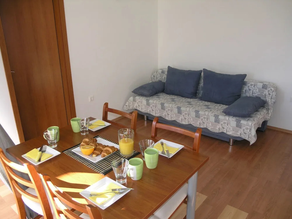 Apartments Marinko