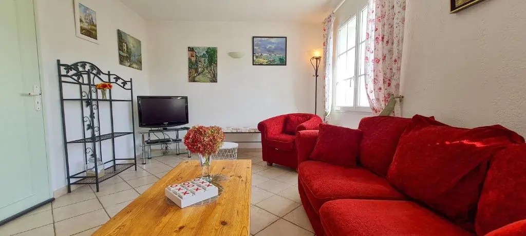Villa familiale avec grand jardin proche plage