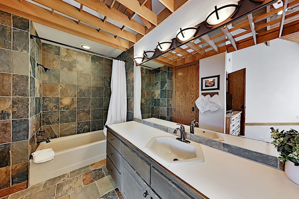 1263pcd7 4 Bedroom Townhouse