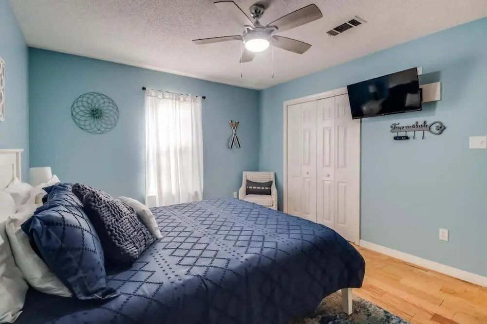 The Gulf Breeze Getaway