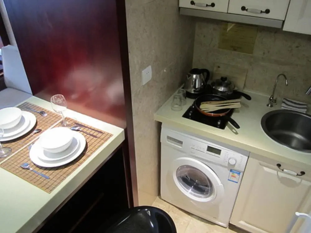 City Center Boutique Apartment Hotel (Shanghai Nanjing West Road)