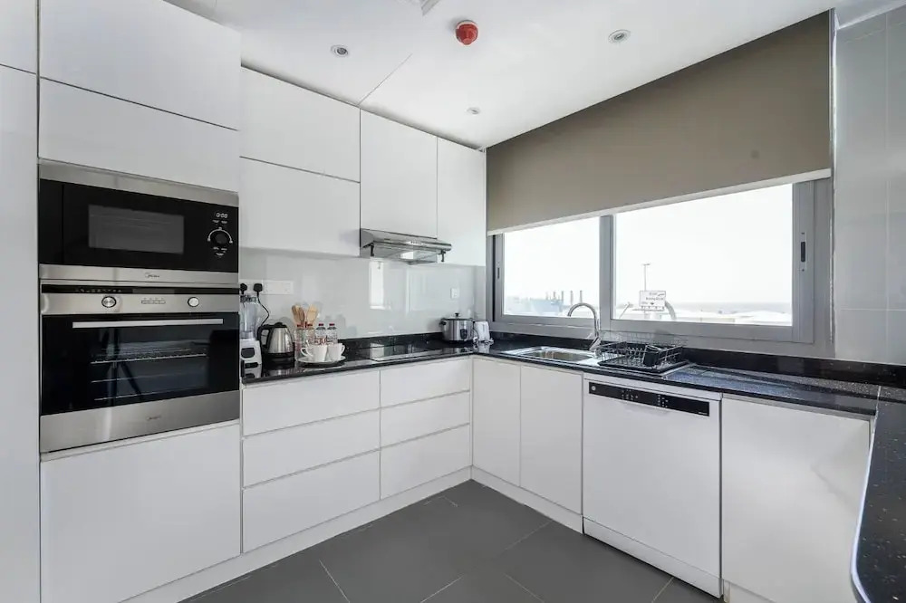 Manzil - Spacious 2BR near Marina Beach
