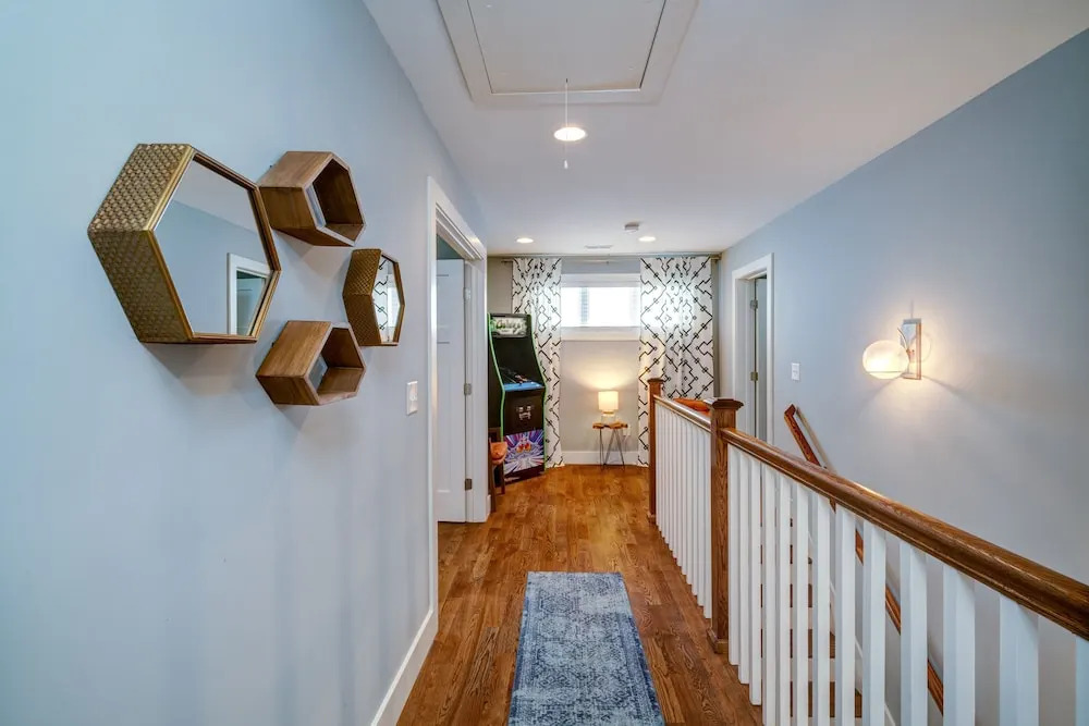 Potter Lane Home - 4 Br Home