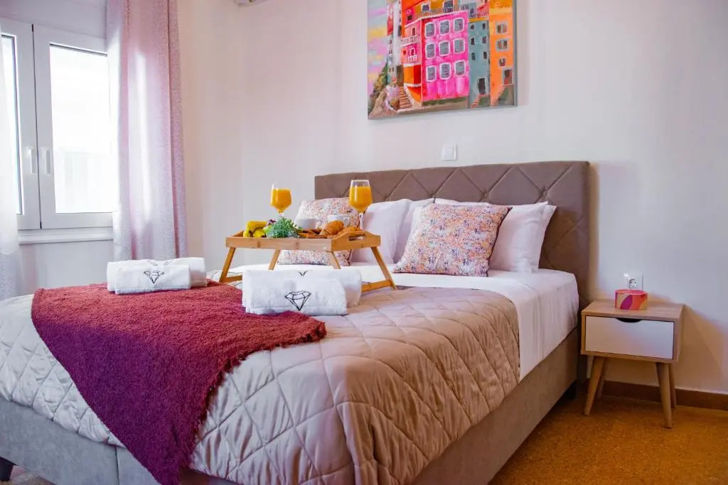 Mosaiko Kornarou 3Bedroom Modern Apartment