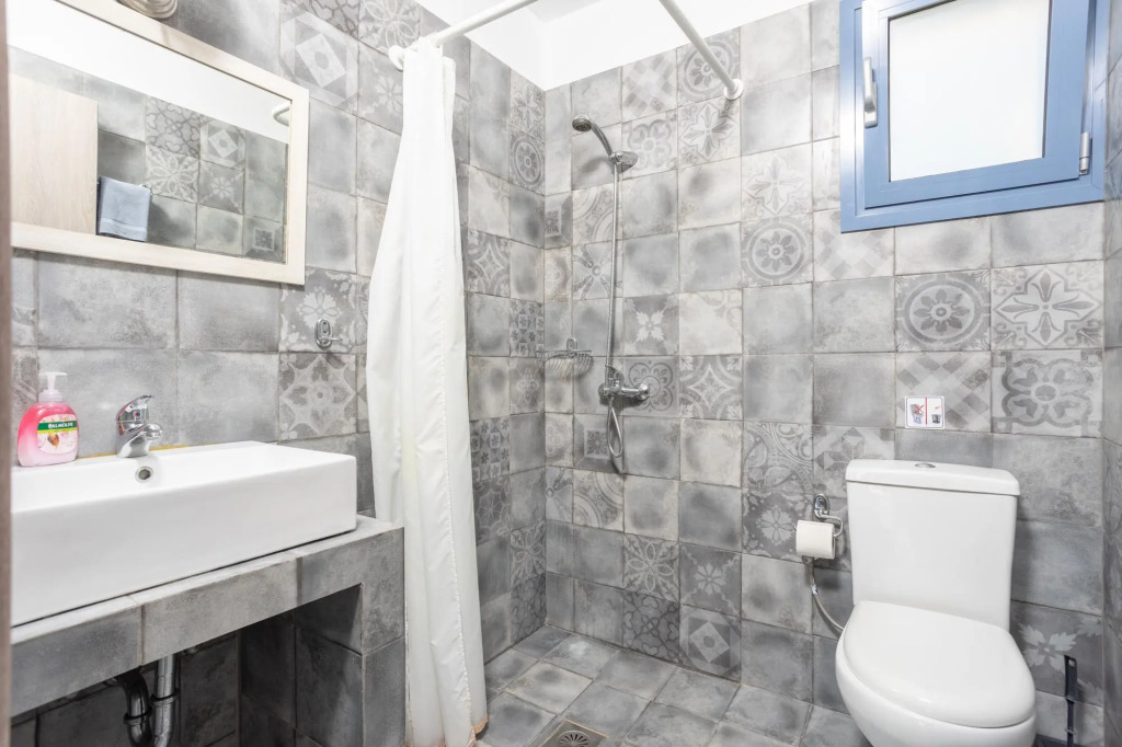 Villa Seashell Large Private Pool Walk to Beach Sea Views A C Wifi Eco-friendly - 2641