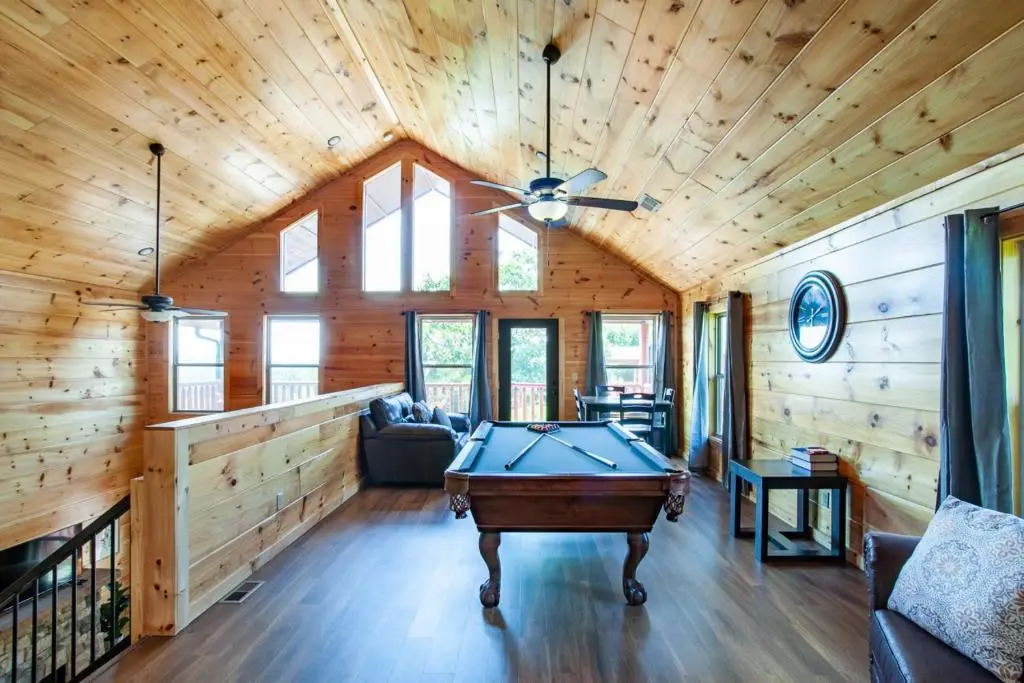 Bandit Lodge BRAND NEW CABIN w Pool
