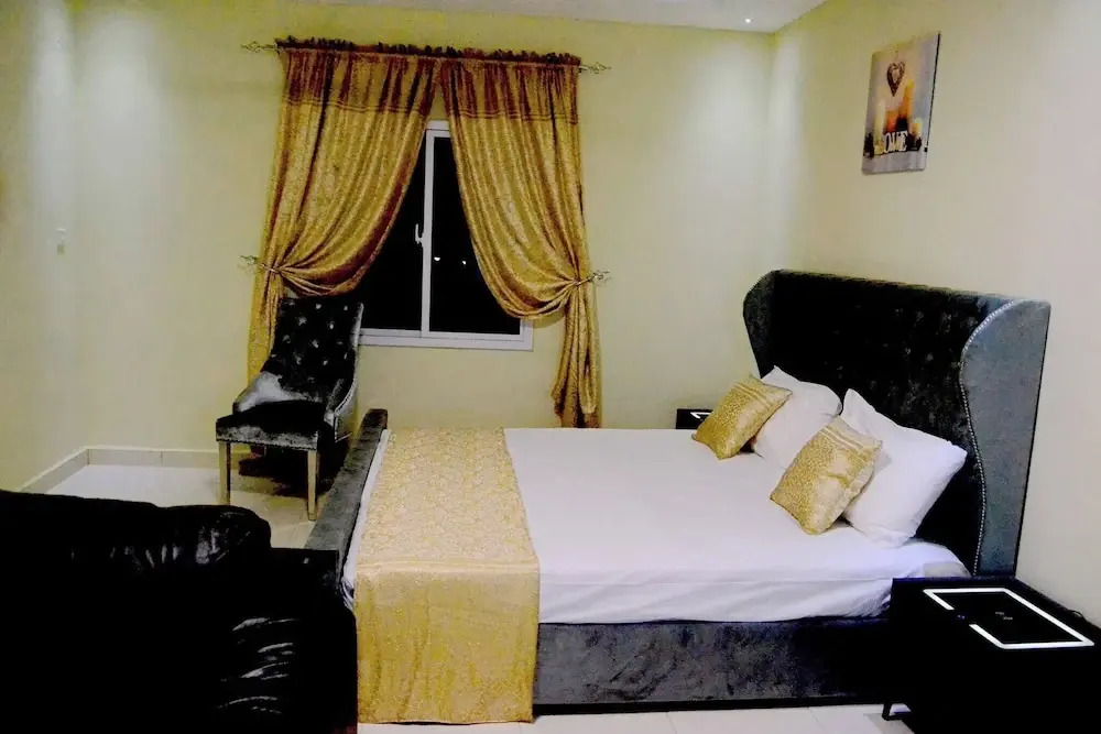 Janhas Senegambia Villa rental 3 with free wi-fi