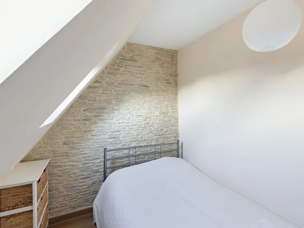 Cozy Apartment in Maisy near Sea