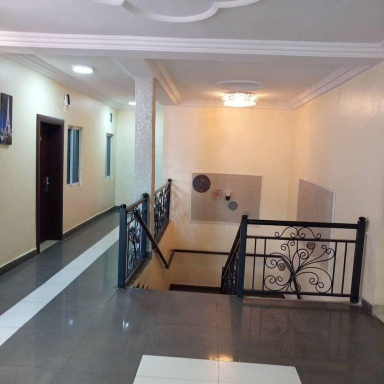 Capital Hotel-Grand Group