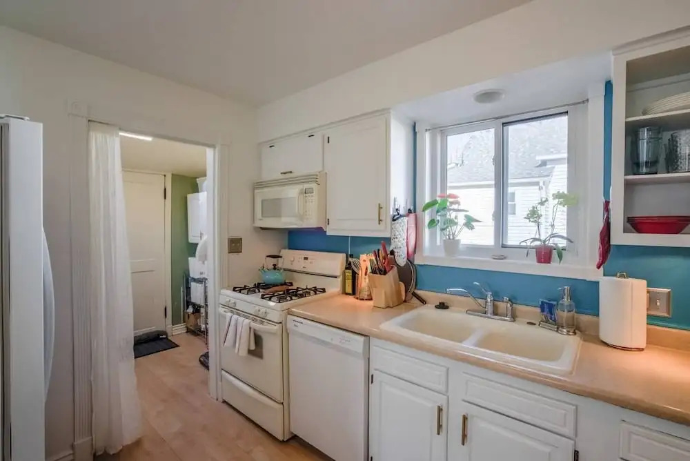 Downtown 1900 Classic 3 Bedroom Value