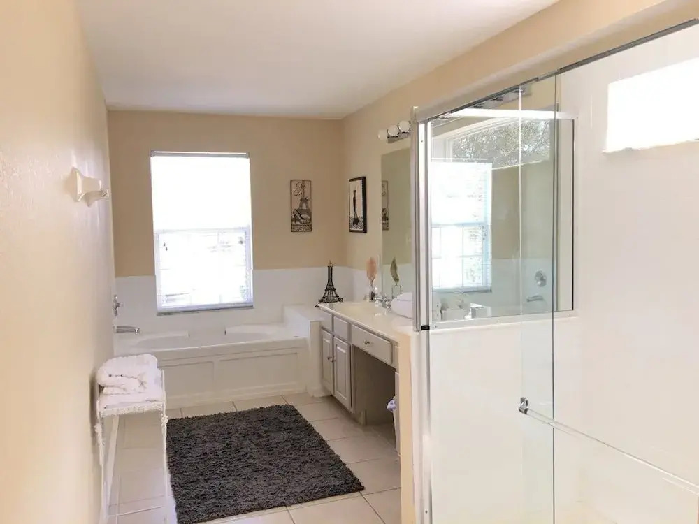Windsor Hills Magic Private Screened Pool 6 Bedroom Condo by Redawning