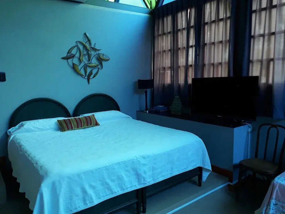 Virgen Del Cerro Apartments
