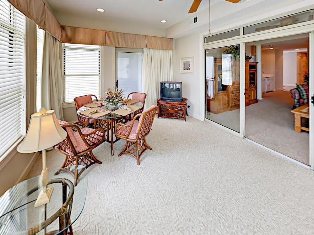 188 Inlet Point Drive Condo Unit 22E 3 Bedrooms 3 Bathrooms Condo