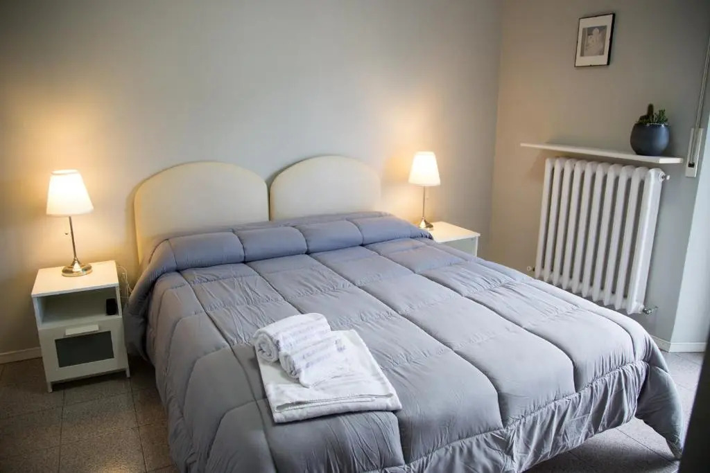 HOTEL LIDIA