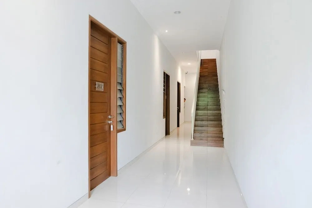 OYO 1023 Junggo Tentrem
