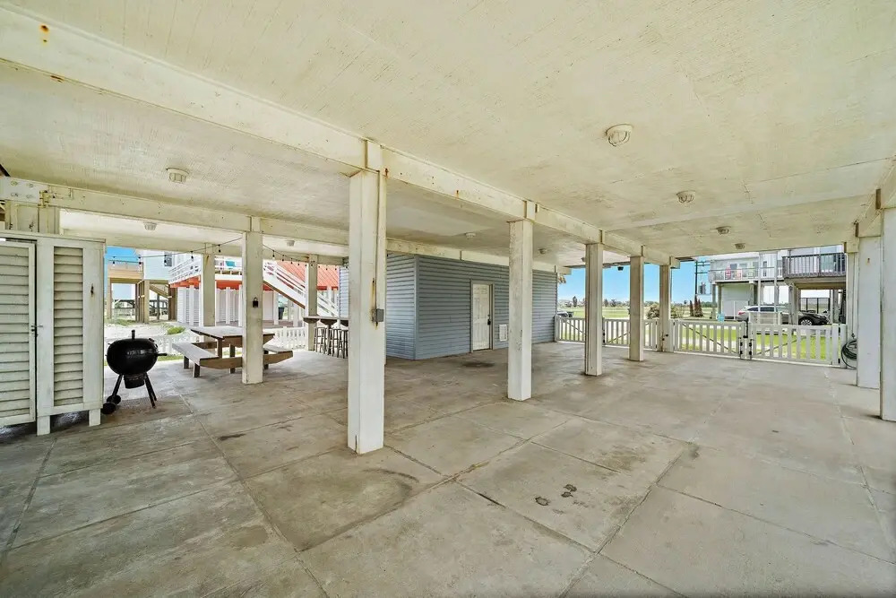 The Beach House by Ryson Vacation Rentals