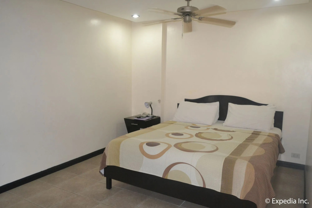 Boomerang Hotel