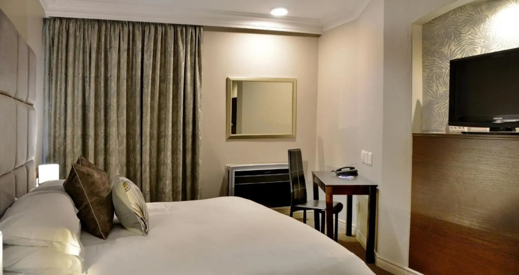 Отель ANEW Hotel Centurion Pretoria