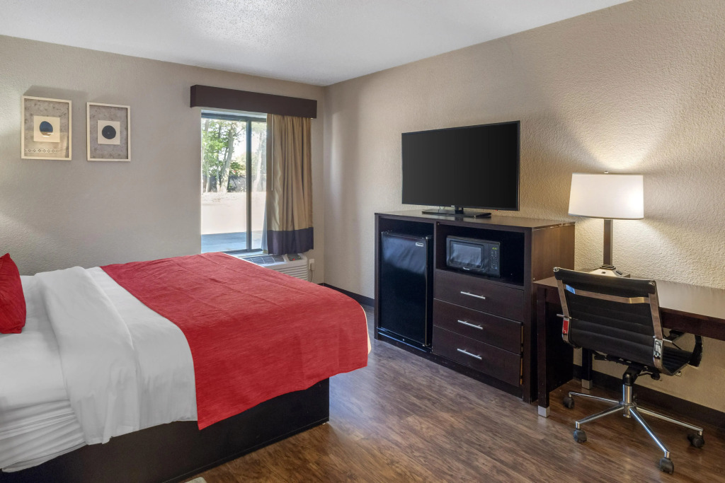 SureStay by Best Western Greenville