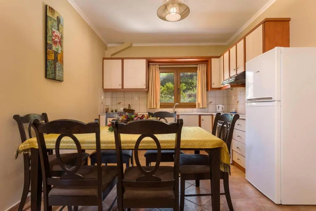 Venetico Beachfront Apartments & Suites - Sea View Suite