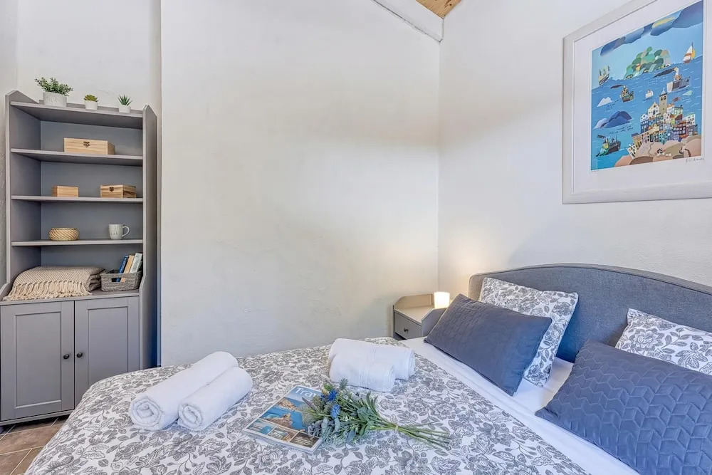 Eco House Casa Grigia Zabodarski Beach - Happy Rentals
