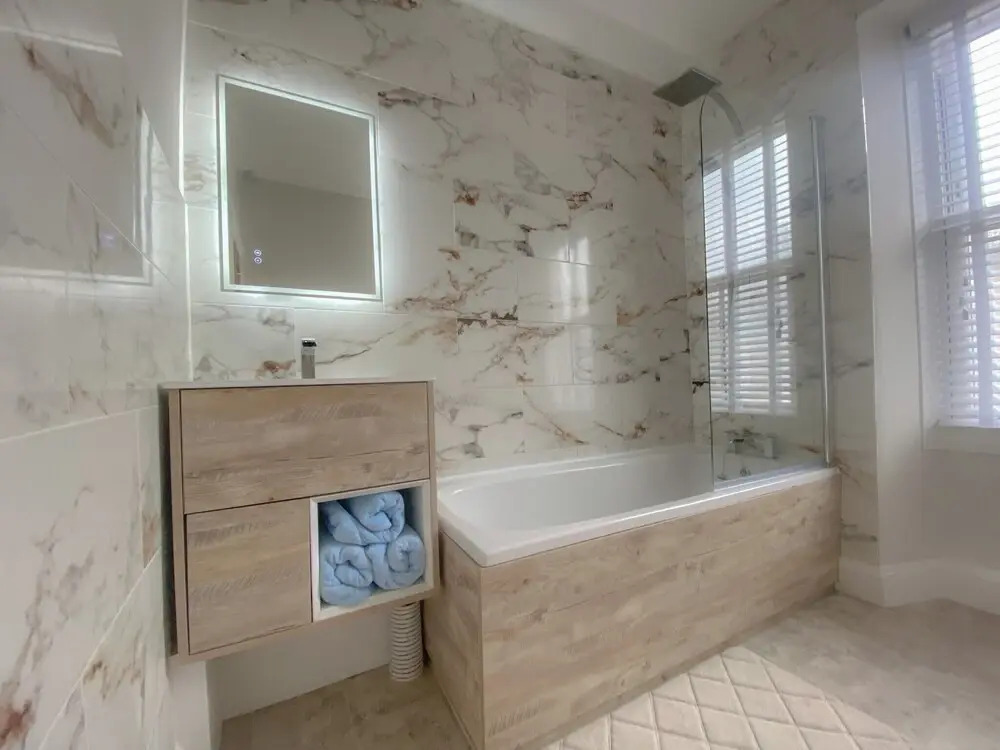 Luxury Townhouse Retreat in Kendal w/ Free Parking
