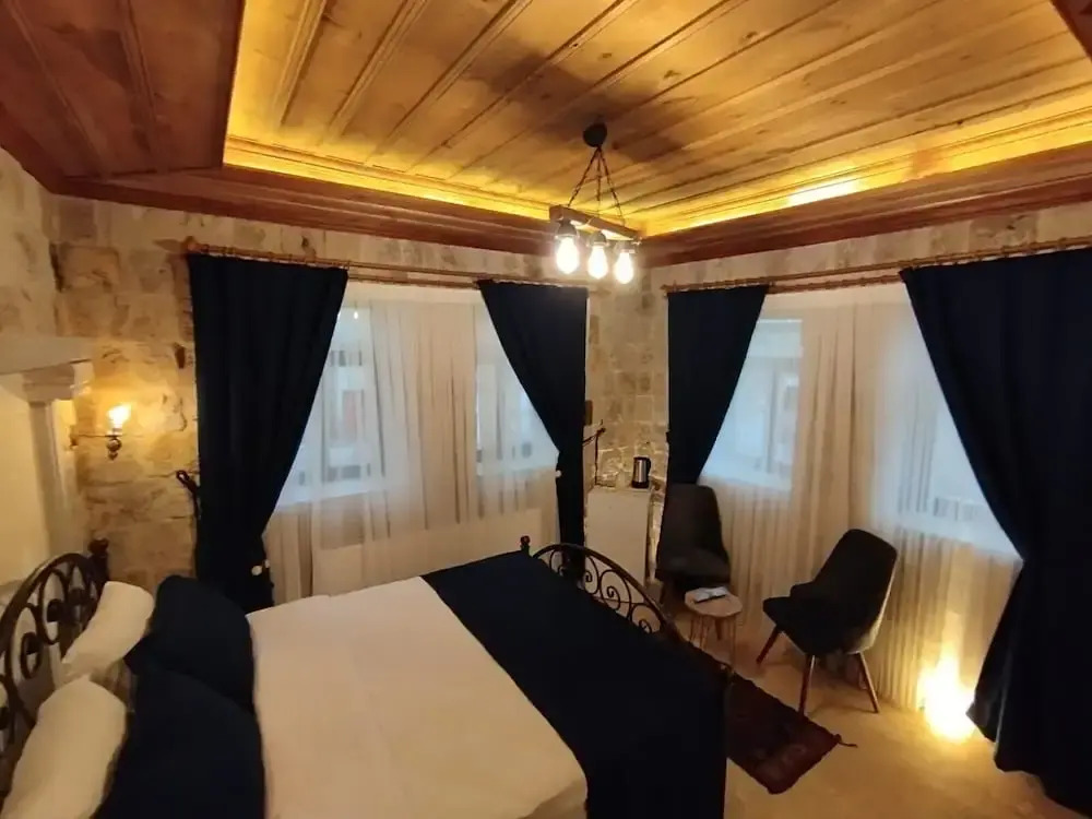 Yamak Stone House