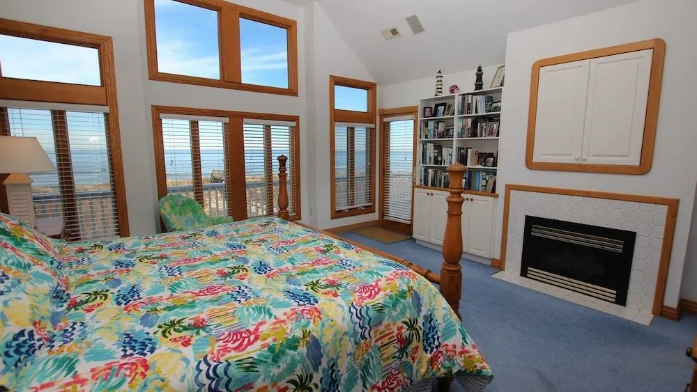 Sandy's Way - 5 Br Home