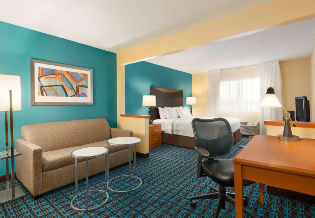 Amerivu Inn and Suites