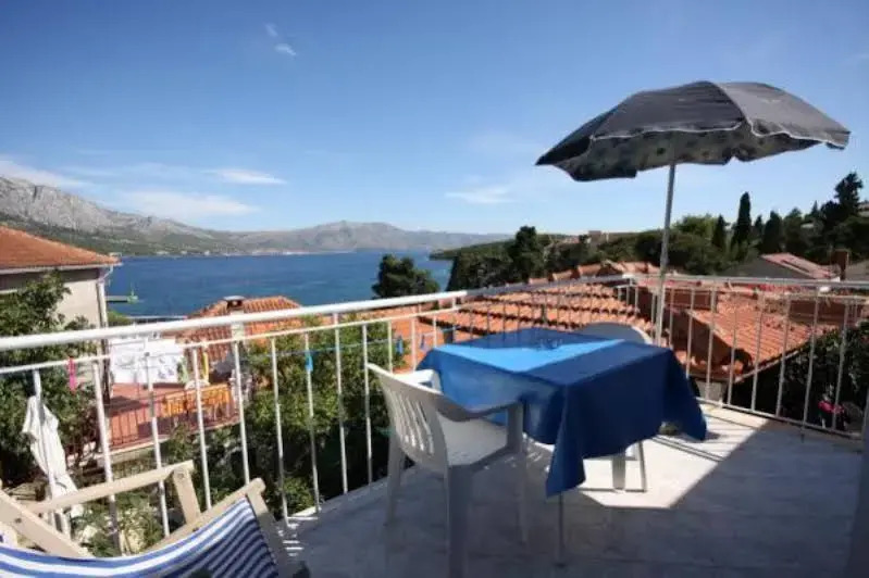 Studio Apartment Vedran Blu